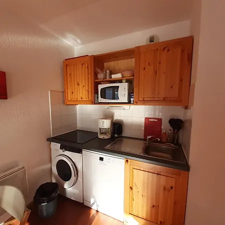 Apartment 4 Pers A Valfrejus, Proche Telecabine - Fr-1-561-138